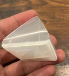 Selenite Pyramid Crystal Healing Stones - 2" Natural Stone Pyramid for Meditation, Reiki, Chakra