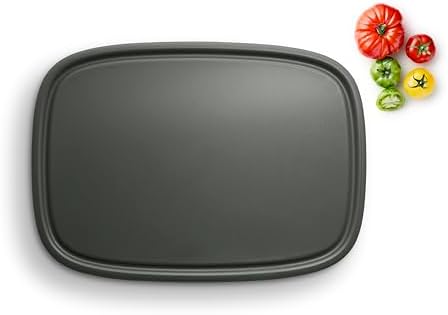 Eva Solo | Green tools Cutting board 14.9 x 11 Inch | Durable plastic chopping board, ideal for daily use | Green