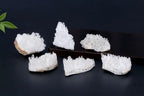 LAIDANLA Clear Quartz Crystal Natural Healing Crystals Stones Cluster Mineral Geode Gemstones for Reiki Energy Balance Calming Effects Wicca 80-100g