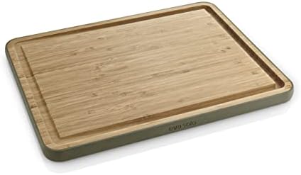 EVA SOLO | Green Tool Bamboo Cutting Board with Juice Groove | Anti-slip with silicone pads and deep juice groove | FSC-certified bamboo | Danish Design & Functionality