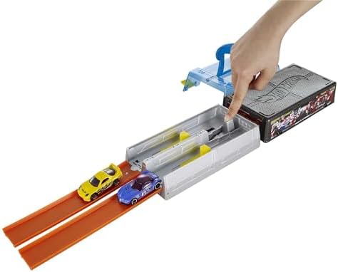Hot Wheels Toy Cars & Track Set, Race Case Playset with 2 Vehicles in 1:64 Scale, Dual Launcher for Side-By-Side Racing & Portable Storage Container