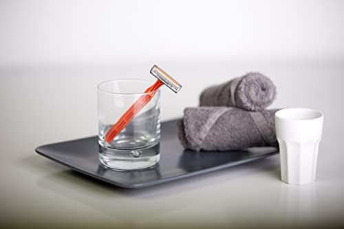 BIC 3 Sensitive, Men's Disposable Razors, Fixed Head Triple Blade for a Close Shave, Bundle of 4 Packs of 4