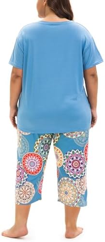 Plus Size Pajamas for Women Set, Womens Plus Size Short Sleeve V Neck Capri Pants Pajama Sets with Pockets