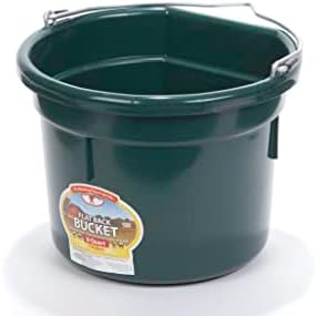 Little Giant® Flat Back Plastic Animal Feed Bucket | Animal Feed Bucket with Metal Handle | Horse Stall Feeding and Watering Supplies (Green, 8 Quart)