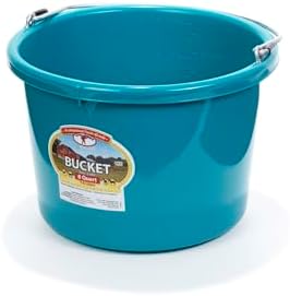 Little Giant® Plastic Animal Feed Bucket | Round Plastic Feed Bucket with Metal Handle | Made in USA | 8 Quarts