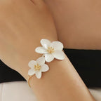 Dainty Flower Bracelets for Women Gold Adjustable Bracelet White Flower Bracelet Birthday Jewelry Accessories Gifts for Women