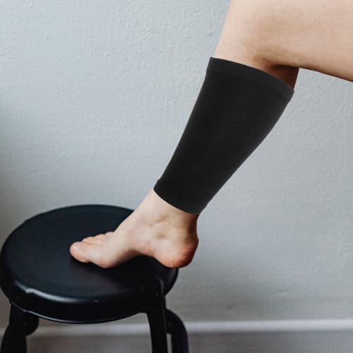 2Pcs Ankle Protective Cover Warm Compression Socks for Winter Outdoor Sports Elastic Breathable Ankle Brace for Comfortable Movement and Cold Weather Protection