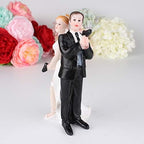 Wedding Cake Topper, Funny Bride Groom Hold Gun wedding Couple Figurines, Wedding and Engagement Wedding Party Decorations Gifts (Bride Groom With Gun)