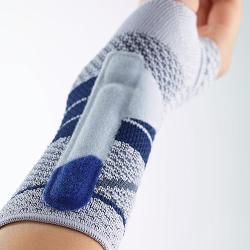 Bauerfeind - ManuTrain - Wrist Support - Relieves Strain and Stabilized During Movement - Right Wrist - Size 1 - Color Black