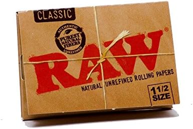 Raw Classic 1 1/2 Size Rolling Paper, 33 Count (Pack of 25)