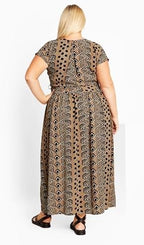 Avenue Women's Avenue Plus Size Dress Havana Maxi Pr in Navy Spot