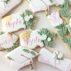 30 White Icing Flowers by Simply Sucré | Small Edible Sugar Roses | Wedding Cake Decorations & Favors | Royal Icing Flowers