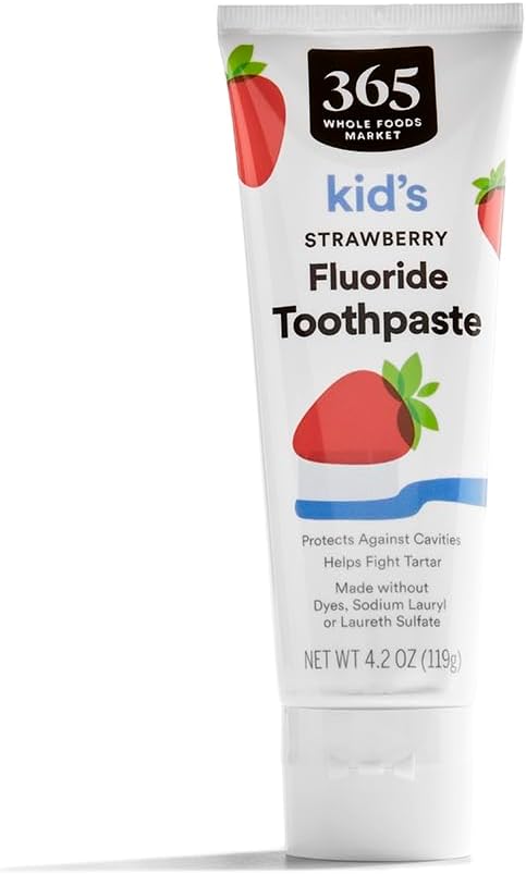 365 by Whole Foods Market, Kid's Strawberry Fluoride Toothpaste, 4.2 Ounce