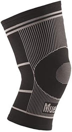 Mueller Sports Medicine 4-Way Stretch Knee Support, Knee Pain Relief Support for Men and Women, Ideal for Arthritis, Sprains, Black