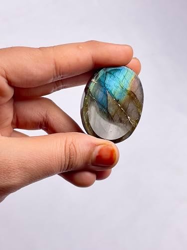 Labradorite Worry Stone – Natural Polished Palm & Thumb Crystal for Stress Relief, Chakra Clarity & Intuition | Travel Mindfulness Gift Stone