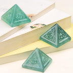 Fluorite Healing Crystal Pyramid,Natural Stone Green Pyramid for Meditation, Reiki Energy, Chakra Balancing,Energy Enhancement Great Gift for Home Decor, Office Desk, and Spiritual Practices