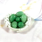 Erliway Natural Green Aventurine Crystal Eggs for Easter Day, 1.2 x 0.8" Palm Stone Egg, Polished Pocket Worry Gemstones, Crystals for Reiki Balancing Wicca Meditation Energy Anxiety Relax Decor
