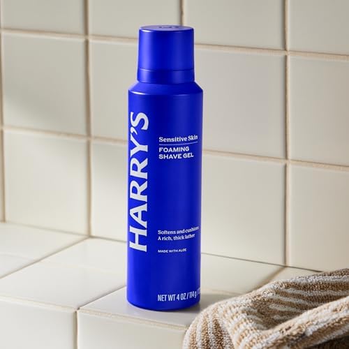 Harry's Original Shaving Kit for Men - 1 Razor Handle, 3 Razor Blade Refills, Foaming Shave Gel, and Travel Blade Cover - German Engineered - Sage