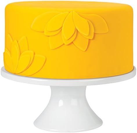 Wilton Decorator Preferred Vanilla Fondant, Soft, Ready-to-Use Fondant Icing for Cake Decorating, Flowers & Edible Accents. 23.9 oz, Yellow