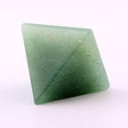 Green aventurine 1.5inch Natural Pyramid Carved Chakra Healing Crystal Reiki Stone Top Quality Gemstone Radiation Deflection Home Decor Gift Decoration Crafts (Green aventurine)