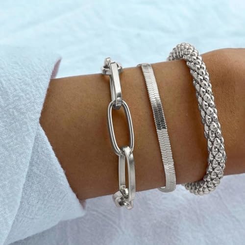 Gold Stacked Snake Bone Chain Bracelet for Women,Vintage Geometric Aesthetics Statement Bangle Bracelet,Trendy Party Banquet Jewelry Gift Accessories