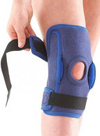 Neo-G Knee Brace for Kids, Hinged Open Patella - Side Hinges Support For ACL, Juvenile Arthritis Relief, Joint Pain, Meniscus Pain - Adjustable Compression - Class 1 Medical Device - One Size - Blue