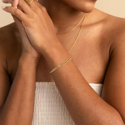 Quietsun Gifts for Her Women Mom Teen Girls Gift Teenage Gold Bracelets Waterproof Trendy Jewelry Bangles Best Friend Bracelet Stack Pulseras Para Mujer Christmas Stocking Stuffers Valentines Day