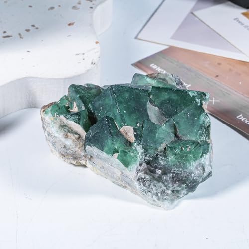Sportmusies Natural Green Fluorite Crystal Cluster Mineral Specimen Decoration for Home Office, Raw Stone for Healing Meditation Yoga, 1.77-4.72 inches