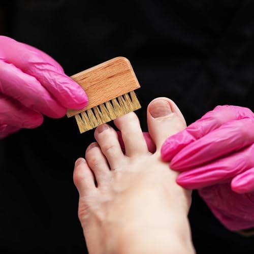 FRCOLOR Wooden Nail Brush with Dense Bristles for Effective Fingernail and Toenail Cleaning Comfortable Polished Handle Pedicure Manicure Scrubbing Tool for Home Professional Use