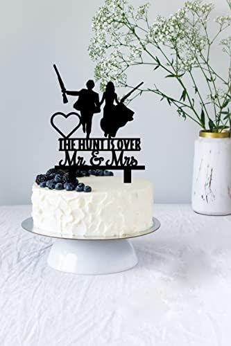 The Hunt Is Over Wedding Cake Topper: Groom & Bride With Rifle - Mr. & Mrs. Wedding Cake Topper