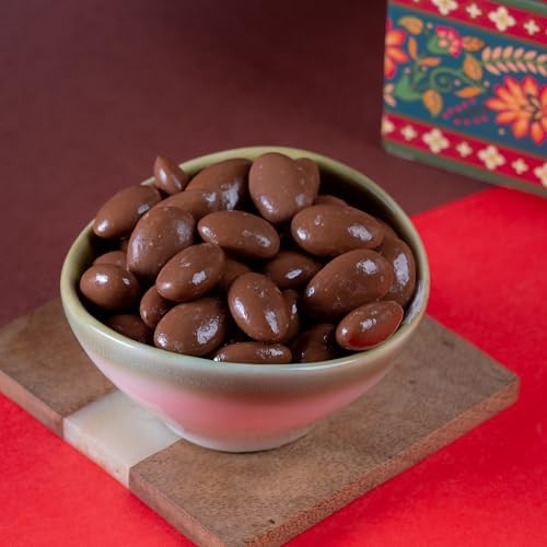Ghasitaram Gifts Jaiccha Christmas Gifts Hamper Box with 4 Christmas Jars