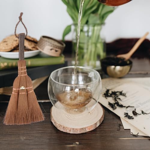 Mini Palm Broom Small Whisk Broom Natural Cleaning Tool with Hanging Rope Lightweight Design for Household and Tea Ceremony