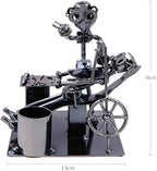 Creative Dentist Statue Ornament with Pen Holder,Iron Art Doctor Oral Examination Nuts And Bolts Metal Sculpture Ornaments Figurine Gift for Man Boy Dentist Office Clinic Father's Day Birthday