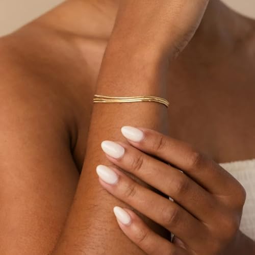 Quietsun Gifts for Her Women Mom Teen Girls Gift Teenage Gold Bracelets Waterproof Trendy Jewelry Bangles Best Friend Bracelet Stack Pulseras Para Mujer Christmas Stocking Stuffers Valentines Day