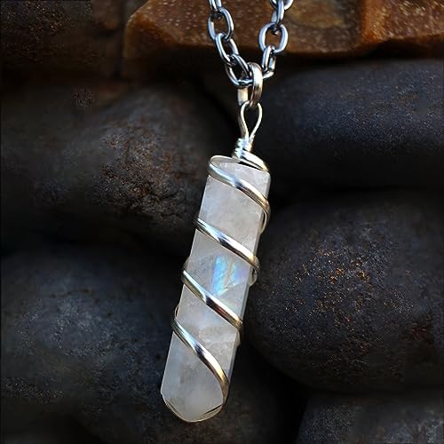 Rainbow Moonstone Healing Crystal Necklace - Lunar Pendant Balance, Inner Light, Love & Creativity