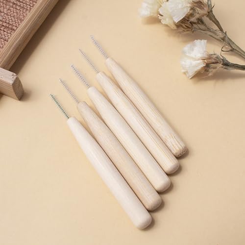 Bamboo Handle Interdental Brushes Toothpick Dental Flossing Head Toothpick Cleaning Tool for Sensitive Teeth Post-Dental Care 30pcs