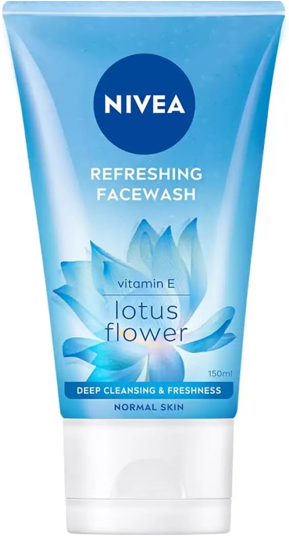 Nivea Refreshing Face Wash | Normal Skin With Vitamin E | 150ml (5.07 Fl Oz)