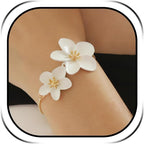 Dainty Flower Bracelets for Women Gold Adjustable Bracelet White Flower Bracelet Birthday Jewelry Accessories Gifts for Women