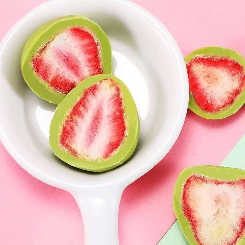 Strawberry chocolate fruit freeze-drying, Milk strawberry candy 60g/bag, Matcha cake, Dried fruit, Sweet candy, Healthy cakes, Fruit snack gift pack, Dim sum, Casual snack (Matcha flavor,3 bags)