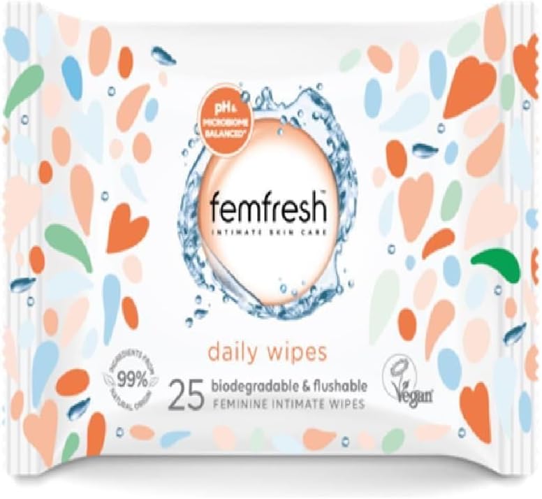 Femfresh Daily Wipes - biodegradable & flushable, Pack of 25 Wipes (Packaging May Vary)
