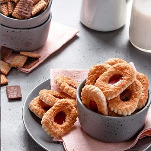 Bahlsen Deloba Red Currant Cookies (1 box) - Sweet & delicate, buttery puff pastries with light crispy layers and red currant filling - 3.5 oz box