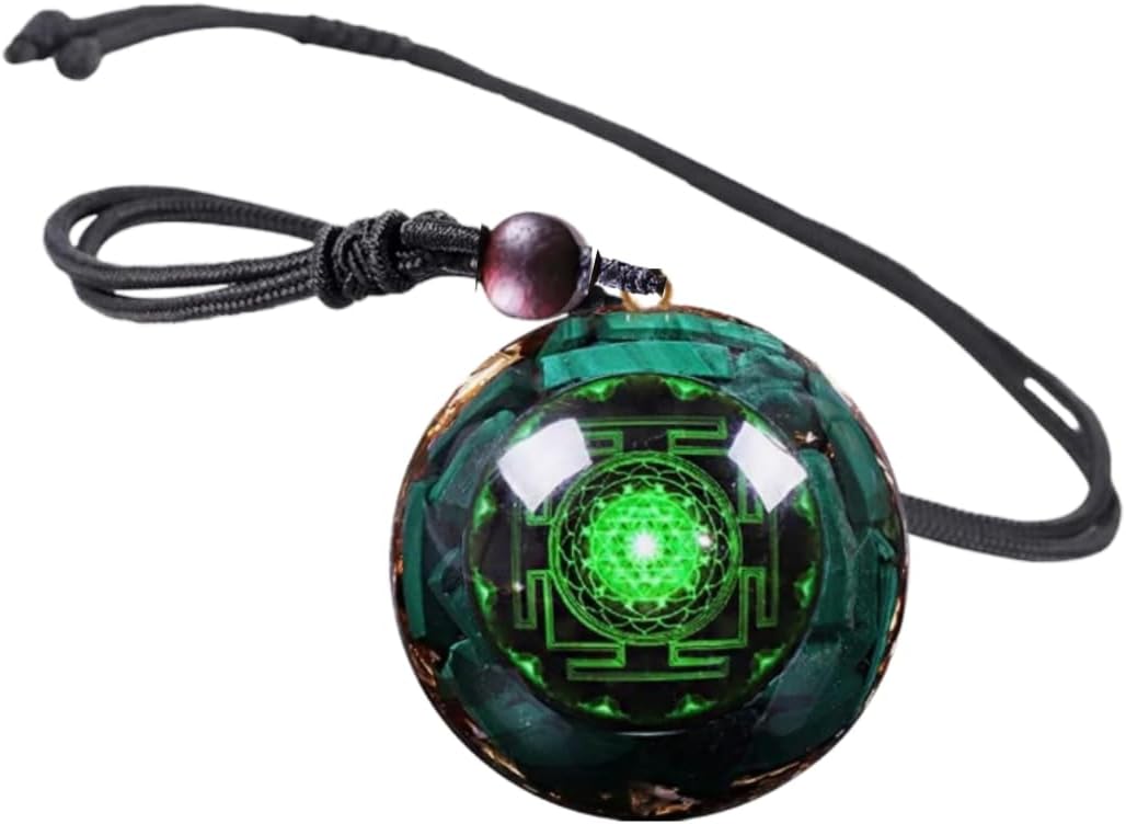 Healing Crystal Necklace for Women - 3.6 cm Green Orgonite Malachite With 66 cm Adjustable Chain, Protection Crystals & Healing Stones, Chakra for Spiritual Healing