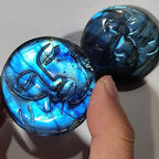 SaiDian 1Pcs Sun Moon Face Natural Labradorite Healing Sphere Stone Quartz Carved Crystal Ornaments Decor Reiki Minerals Meditation Home Decoration