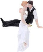 Bride & Groom Wedding Cake Topper, Wedding and Engagement Party Fun Wedding Couple Figurines Decorations Gifts (Side Sitting Hug)