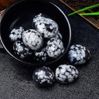 Erliway Snowflake Obsidian Healing Crystal Stones, 1.25-2.0" Large Reiki Healing Gemstones Natural Tumbled Polished Stones for Energy Witchcraft Therapy Meditation