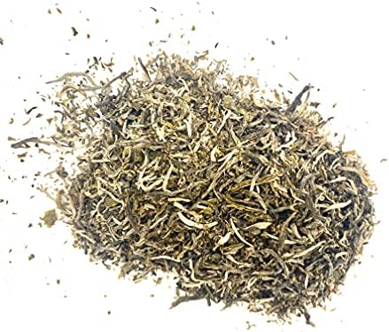 FIRE TEAS Pu-ERH Loose Leaf Saffron Tea - Aged, Smooth & Elegant Taste - Caffeinated - White buds from old Yunnan Pu'erh Trees -