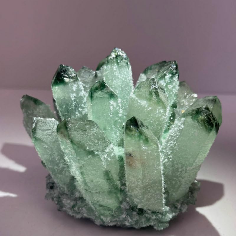 Natural Crystal Cluster Clear Quartz Mineral Crystal Cluster Cluster Healing Ornament Hue Reflection Feng Shui Home Decor (Green)