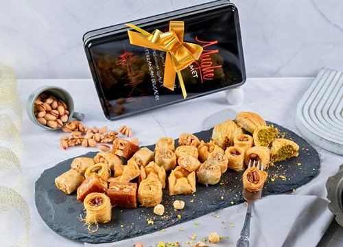 Mughe Gourmet Assorted Baklava Pastry Gift Elegant Tin Box - 500g 1.1lb 32 pcs - Turkish Pistachio, Almond, Walnut, Cashew, Hazelnut Bite Size Gifts Baklawa Sweet - Perfect for Birthday, Fathers Day