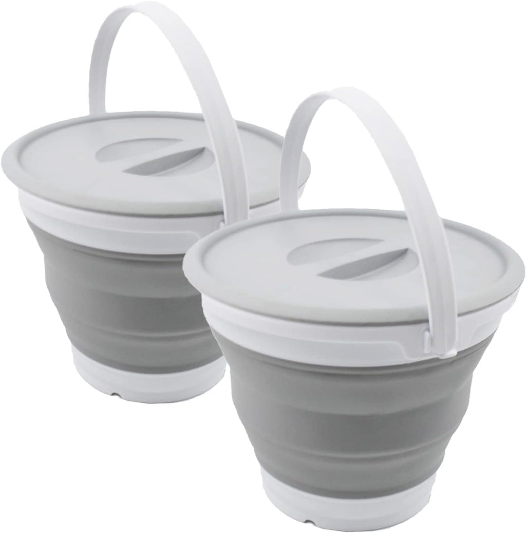 SAMMART 5.5L (1.4 Gallon) Collapsible Plastic Bucket with Lid - Foldable Round Tub with Lid - Portable Fishing Water Pail - Space Saving Outdoor Waterpot. (White/Grey (Set of 2))