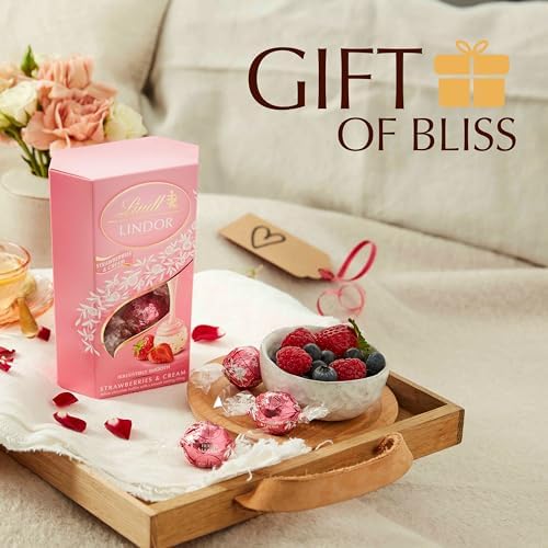 Lindt Lindor Strawberries & Cream 200g